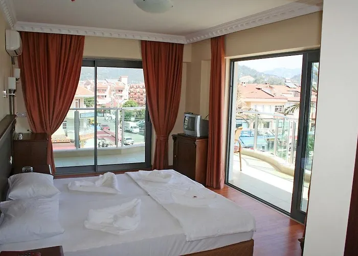 Cihantuerk Szálloda Marmaris