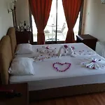 Cihantuerk 3* مرمريس