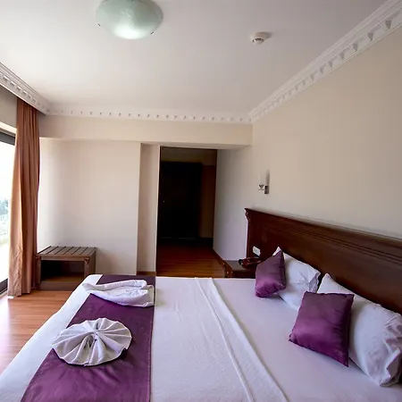 Hotell Cihantuerk 3*