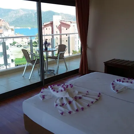Cihantuerk Szálloda Marmaris